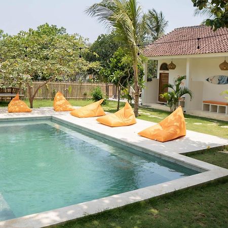 Lost Inn Kuta Capsule Hostel ภายนอก รูปภาพ